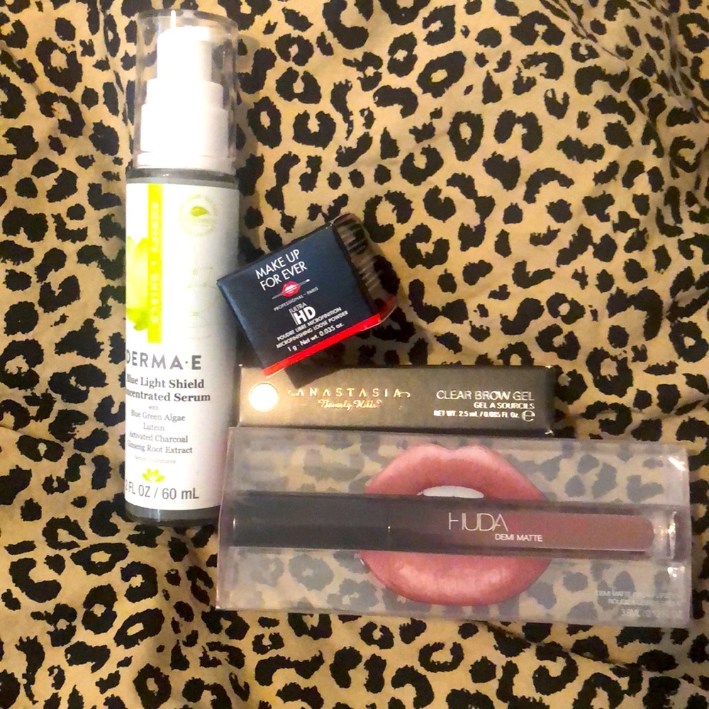 lip- brow- setting powder- blue light shield serum